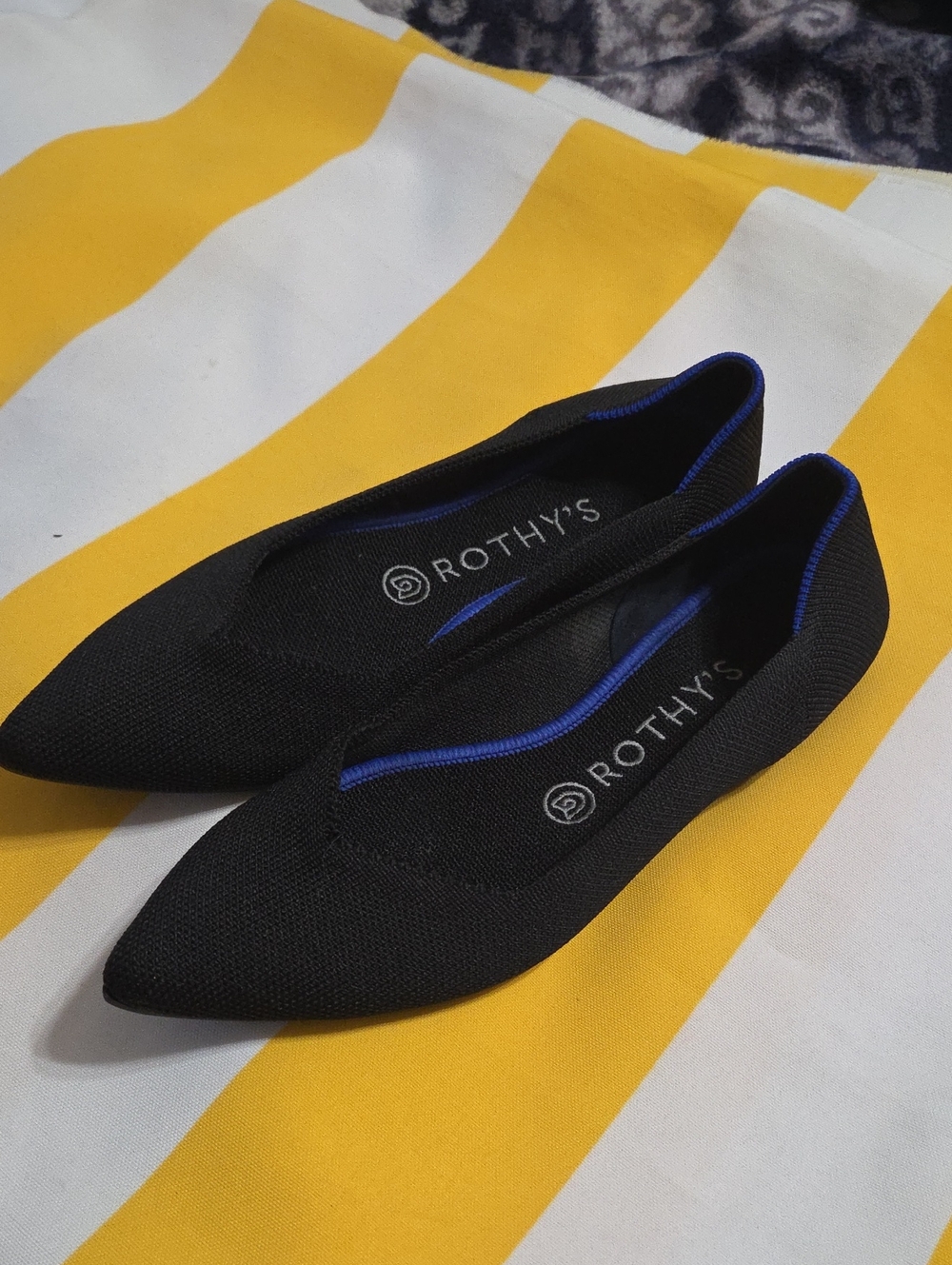 Rothy's Black Pointed Knit Flats with Blue Trim